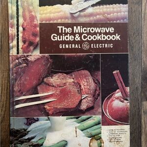 General Electric The Microwave Guide & Cookbook - Brown Cover